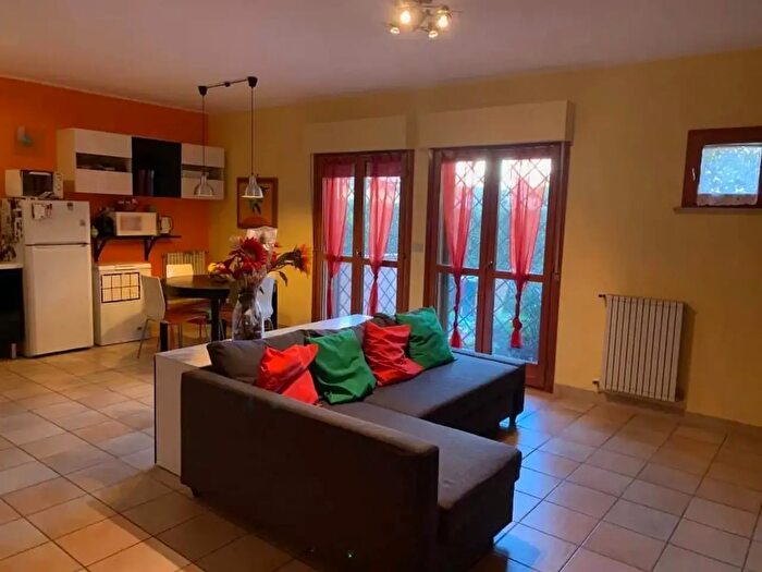 Appartamento con 6 locali in affitto in Via Pietro Nenni, Pisa