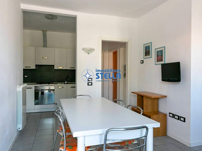 Appartamento trilocale in affitto in Via Ippolito Nievo, Lido Centro Ovest, Jesolo