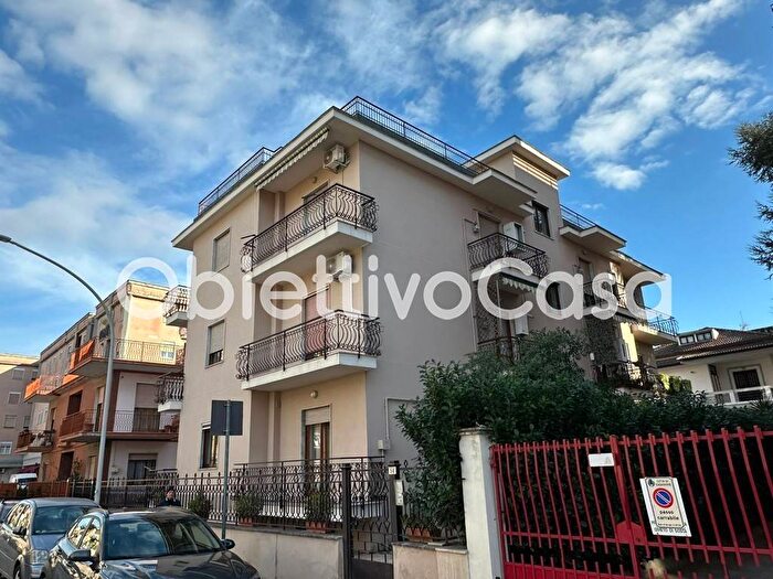 Appartamento trilocale in affitto in Viale Europa, Casagiove