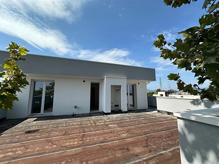 Appartamento con 5 locali in vendita in Via Unita dItalia Abano Terme, Abano Terme