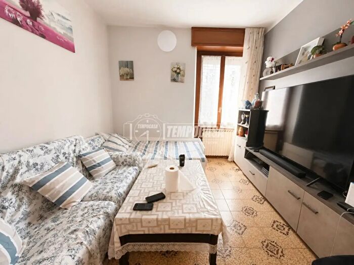 Appartamento trilocale in vendita in Via Emilio Morosini, Brescia