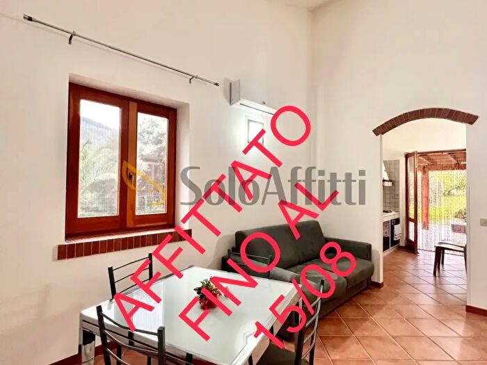 Casa con 5 locali in affitto in Castellammare Del Golfo