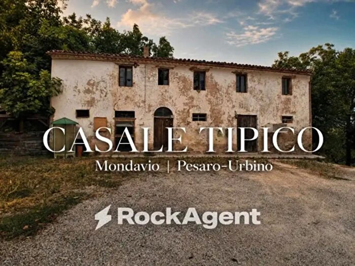 Casa con 6 locali in vendita in Contrada Bottaccio, Mondavio