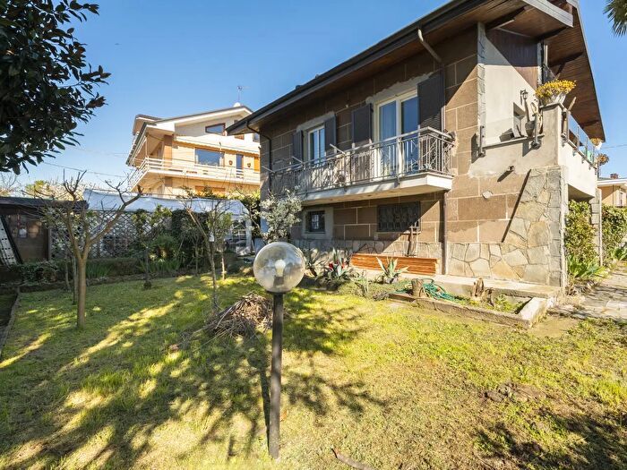 Casa con 5 locali in vendita in Via Marzo, Volvera