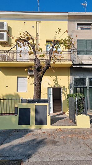 Appartamento quadrilocale in vendita in Via Atto Vannucci, Rimini