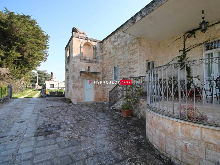 Casa bilocale in affitto in Via Locorotondo, Martina Franca