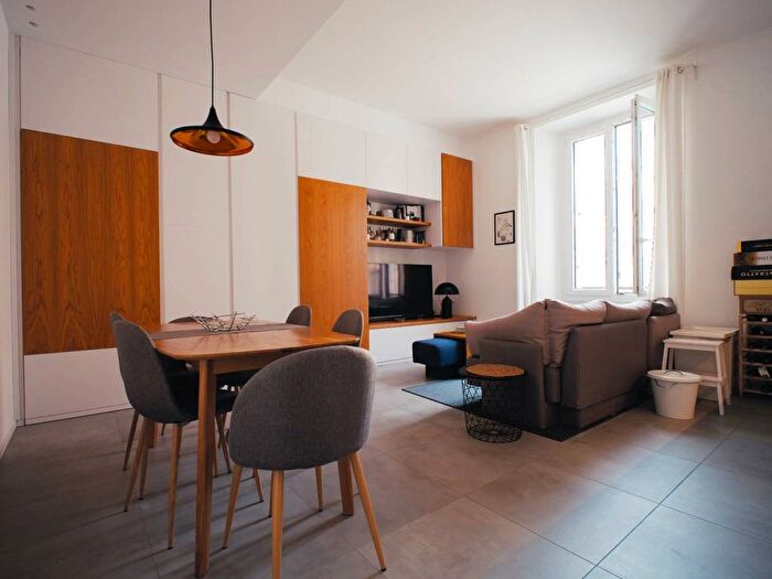 Appartamento quadrilocale in affitto in Buenos Aires, Milano