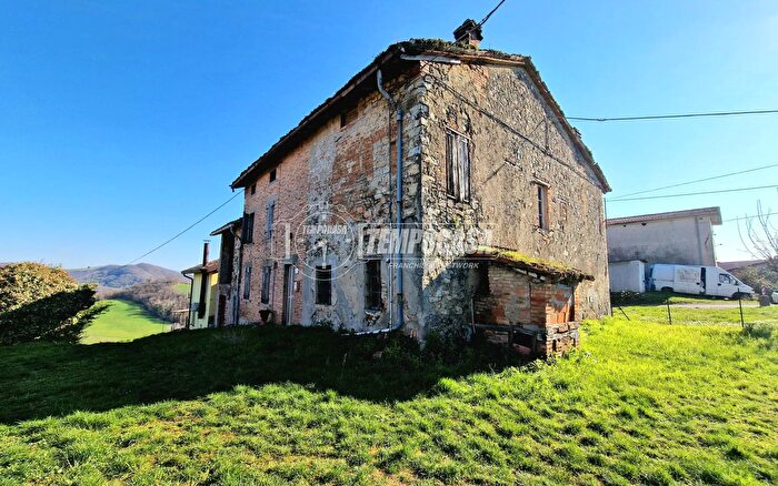 Casa con 5 locali in vendita in Strada Casana, Salsomaggiore Terme