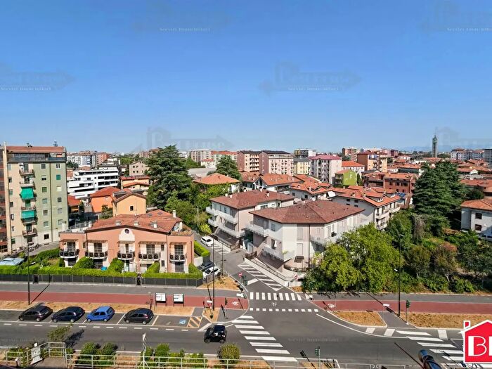 Appartamento bilocale in vendita in Via Venezia, Cologno Monzese