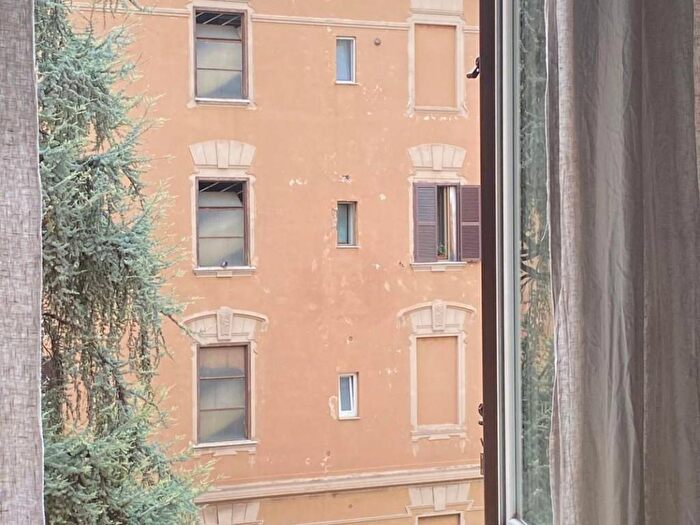 Appartamento bilocale in affitto in Via Enrico Toti, San Giovanni, Roma
