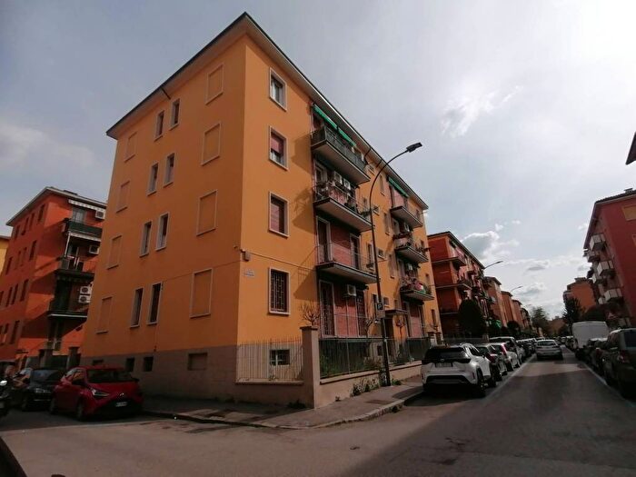 Appartamento trilocale in affitto in Via Giorgio Vasari, Bolognina, Bologna