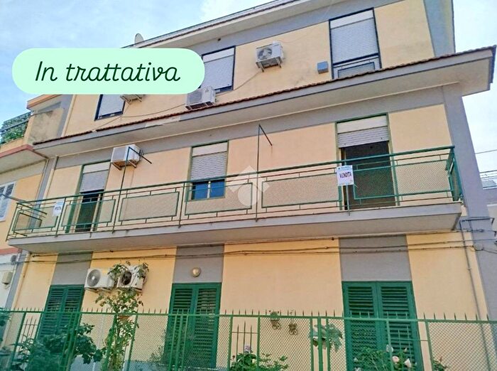 Appartamento quadrilocale in vendita in Via Fondo Mineo, Palermo