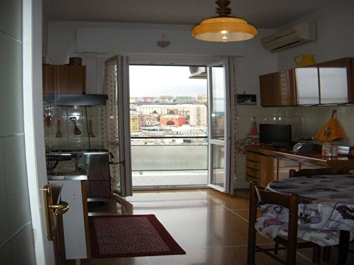 Appartamento bilocale in affitto in Via Raffaele Pieragostini, Sampierdarena, Genova