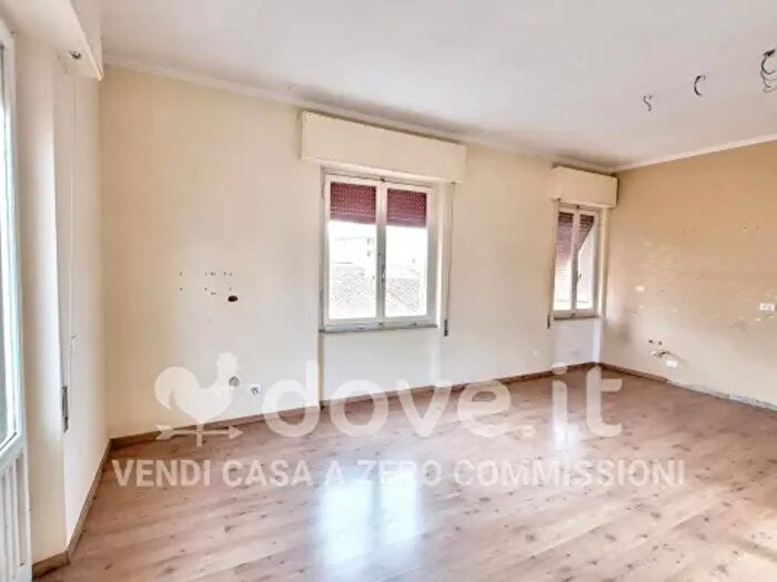 Appartamento quadrilocale in vendita in Via Norma Pratelli, Follonica