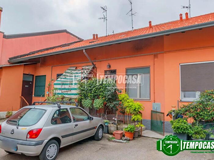 Appartamento bilocale in affitto in Via Sempione, Pero