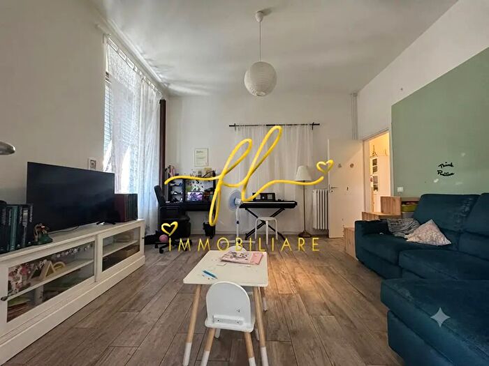 Appartamento con 5 locali in vendita in Livorno