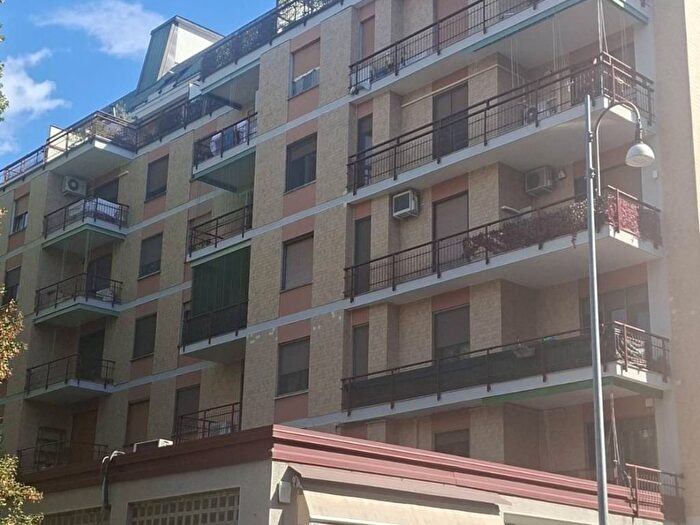 Appartamento bilocale in affitto in Via della Libertà, Centro, San Donato Milanese