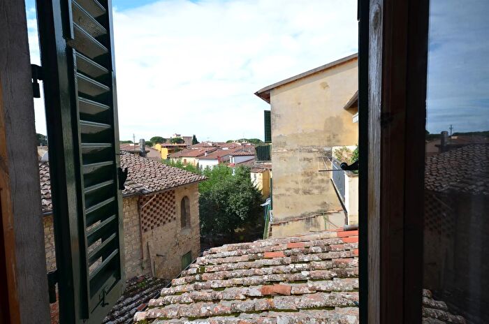 Appartamento trilocale in vendita in Piazza Generale Tellini San Casciano in Val di Pesa, San Casciano In Val Di Pesa