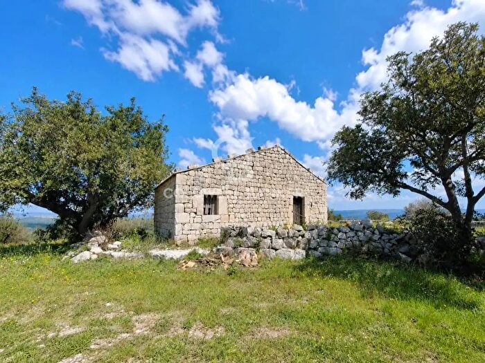 Casa monolocale in vendita in Vanella Sn, Modica