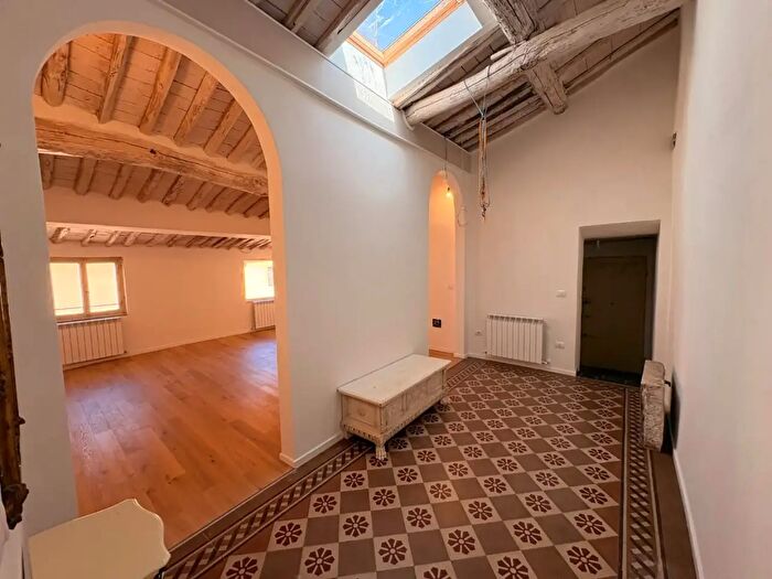 Appartamento quadrilocale in vendita in Lucca