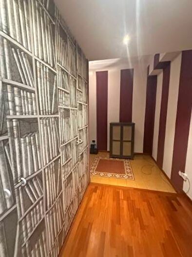 Appartamento trilocale in affitto in Viale Beatrice dEste, Quadronno Crocetta, Milano
