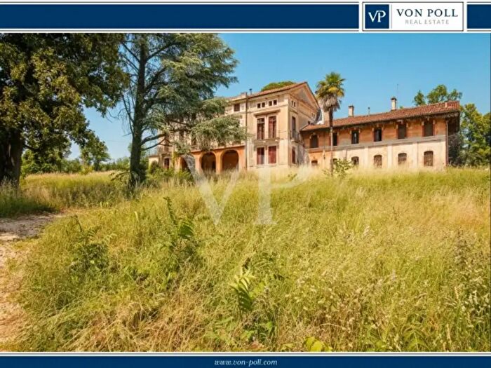 Casa con 6 locali in vendita in Via Roma, Sarcedo