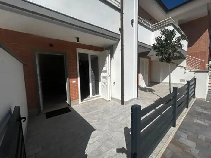 Appartamento trilocale in affitto in Viale del Sole, Anzio
