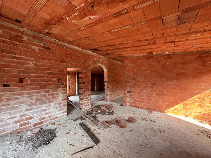 Appartamento con 9 locali in vendita in Via Giordano Bruno, Siniscola