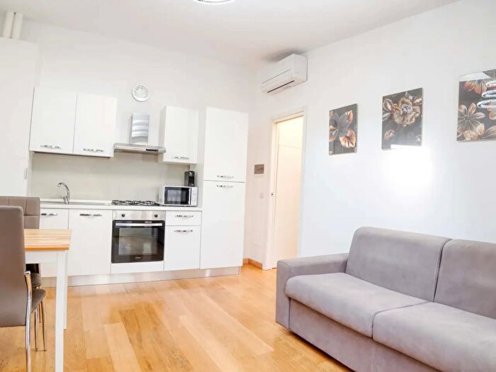 Appartamento monolocale in affitto in Via Giuseppe Meda, Milano