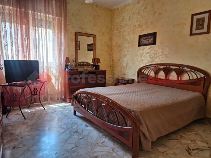 Appartamento trilocale in vendita in Via Remo, Brindisi