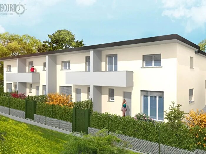 Case in Vendita e in Affitto - 3