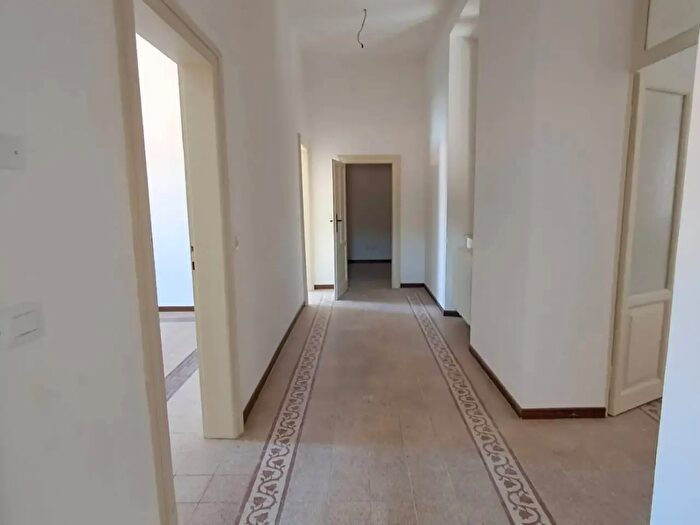 Appartamento con 7 locali in vendita in Ascoli Piceno