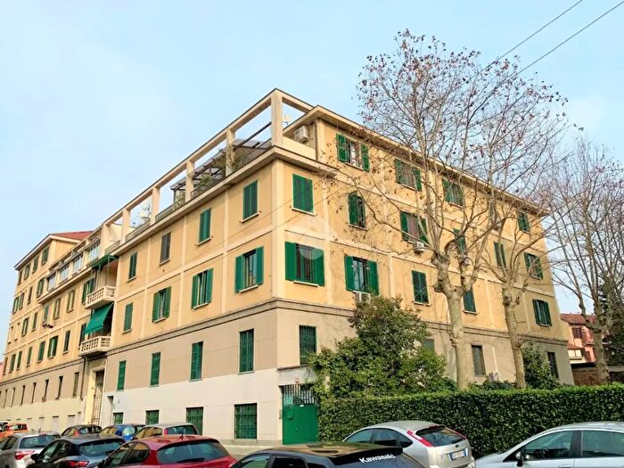 Appartamento monolocale in vendita in Via Salvator Rosa, Milano