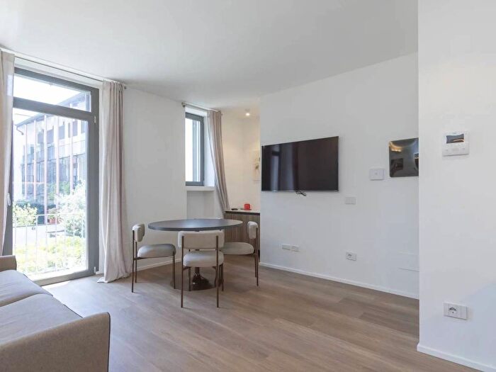 Appartamento bilocale in affitto in Maggiolina, Milano