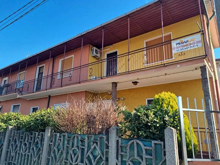 Appartamento bilocale in vendita in Via Catalani, Limbiate