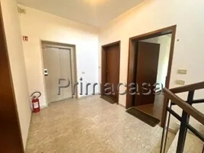 Appartamento trilocale in vendita in Via Maggio, Soliera