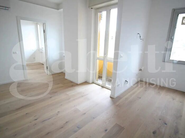 Appartamento bilocale in vendita in Via Osoppo, Milano