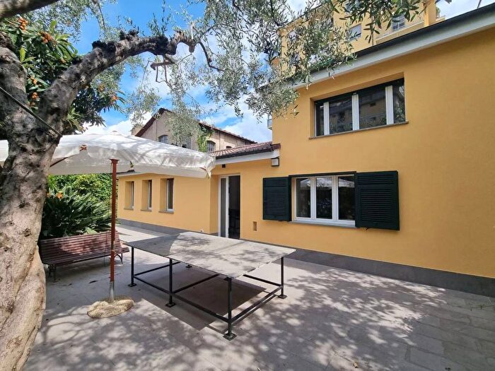 Casa quadrilocale in affitto in Via Trieste, Centro Storico, Chiavari