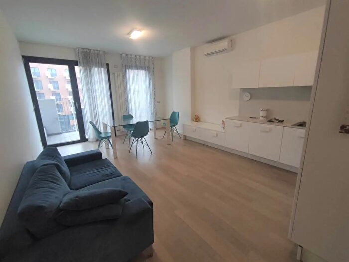 Appartamento trilocale in vendita in Parma