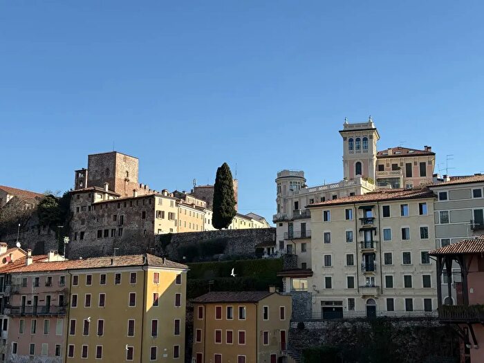 Appartamento quadrilocale in affitto in Via Angarano, Bassano Del Grappa