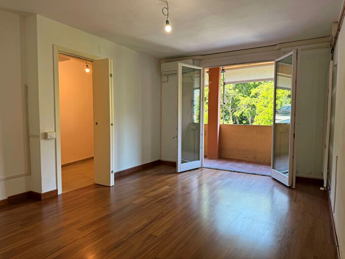 Appartamento trilocale in vendita in Via del Roccolo, Arenzano