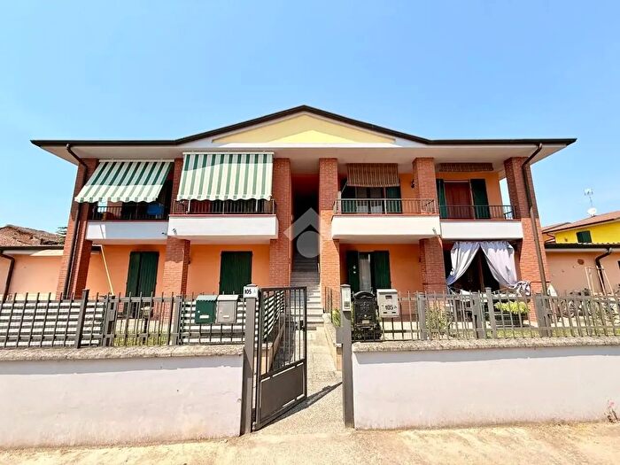 Casa trilocale in vendita in Via G Garibaldi, Gussola