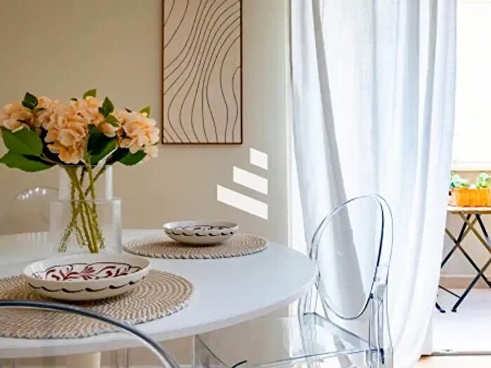 Appartamento quadrilocale in vendita in Via Caio Sulpicio, Roma