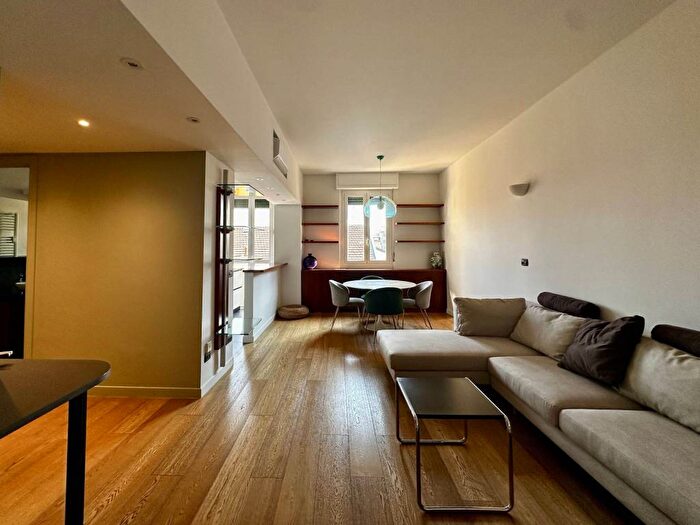 Appartamento bilocale in affitto in Via George Washington, Solari, Milano