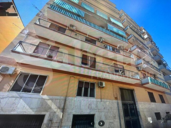 Appartamento trilocale in vendita in Via Parini, Torre Annunziata