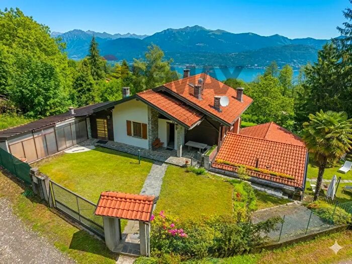 Appartamento quadrilocale in vendita in Stresa