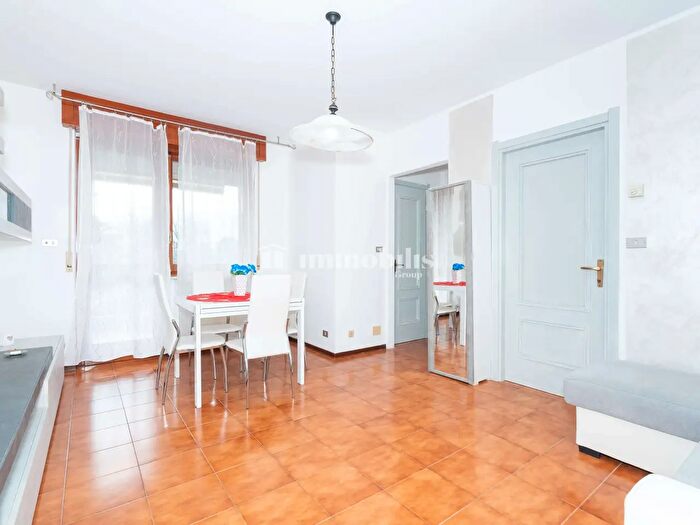 Appartamento trilocale in vendita in Via Amendola, Beinasco