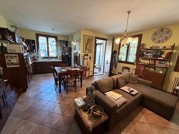 Casa trilocale in vendita in Ravenna