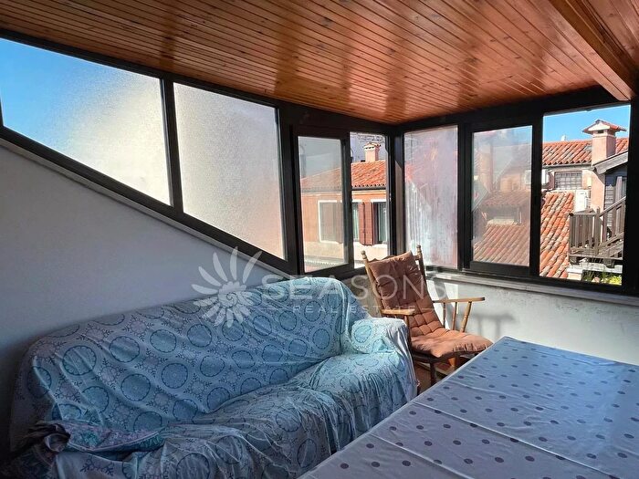 Appartamento con 5 locali in vendita in Venezia