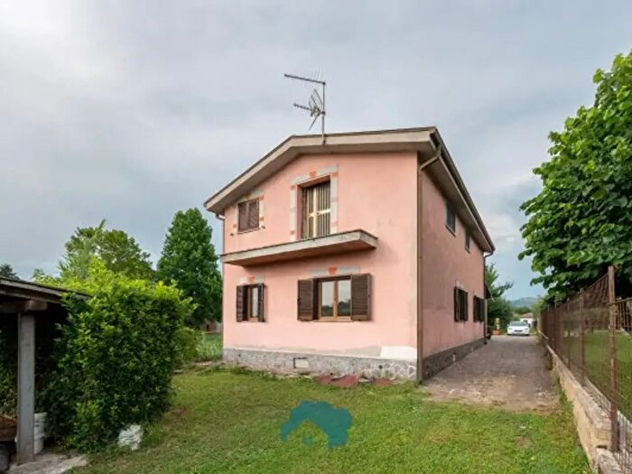 Casa quadrilocale in vendita in Via Colle Collecchie, Zagarolo